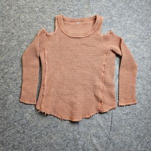 Peachy coral open shoulder free people sweater as seen on selena Gomez